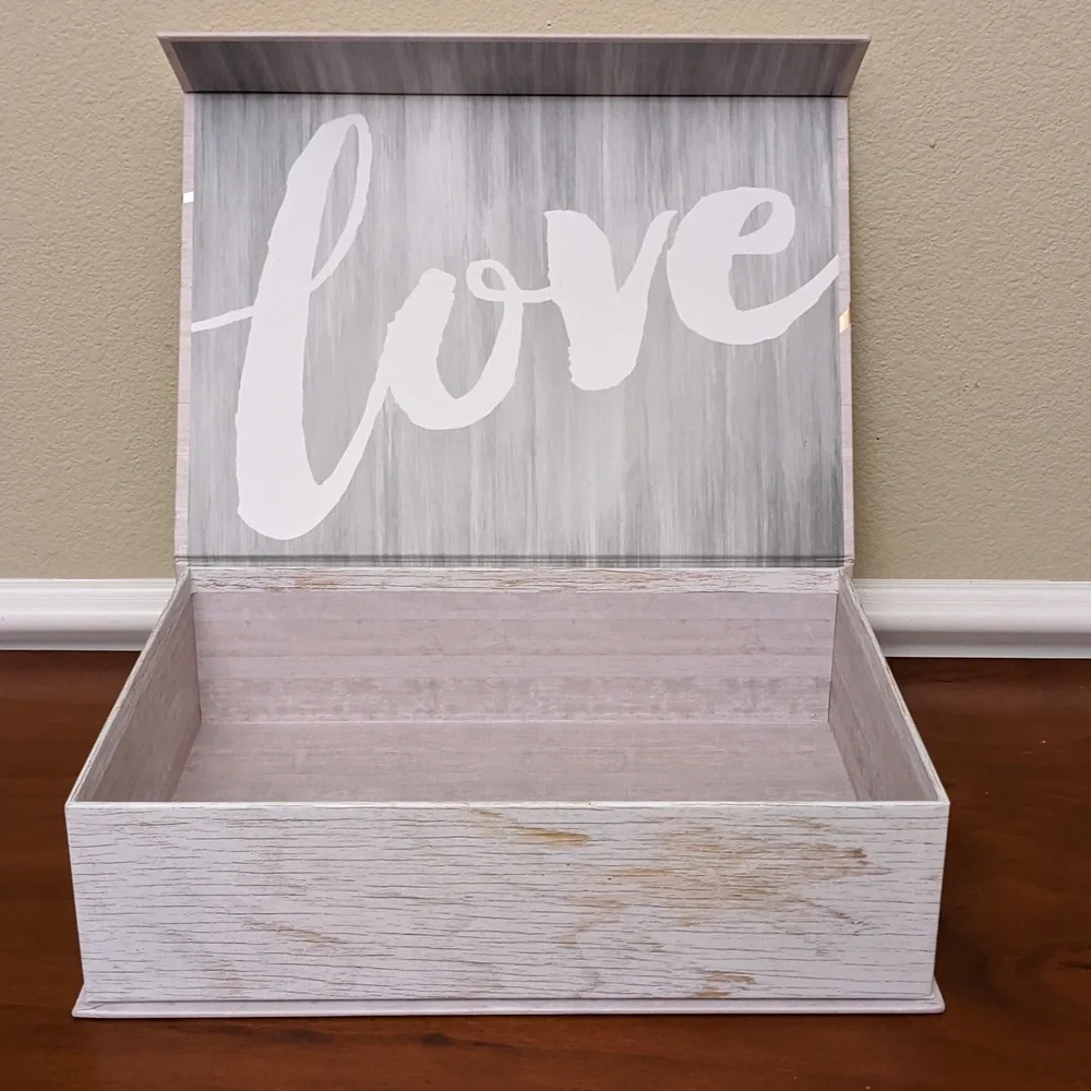 Floral and Gold Love Decorative Boxes Magnetic Closure Valentine's Day Gift